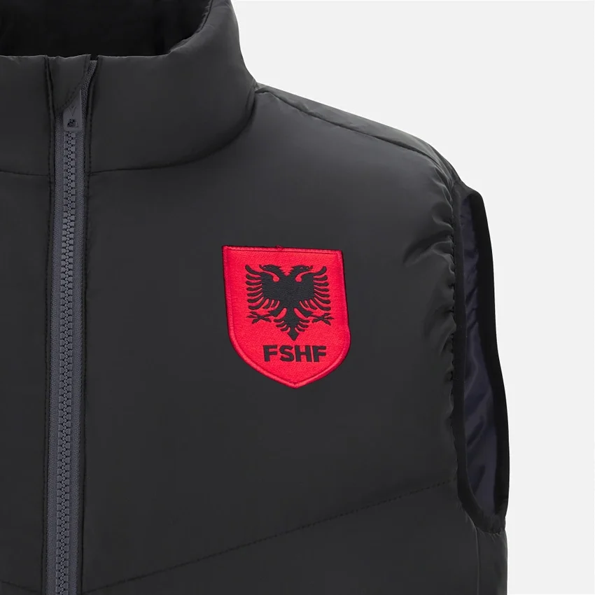 Arnavutluk Milli Takımı FSHF 2026/27 Yetişkinler İçin Resmi Yastıklı Yelek Arnavutluk Milli Takımı FSHF 2026/27 Yetişkinler İçin Resmi Yastıklı Yelek