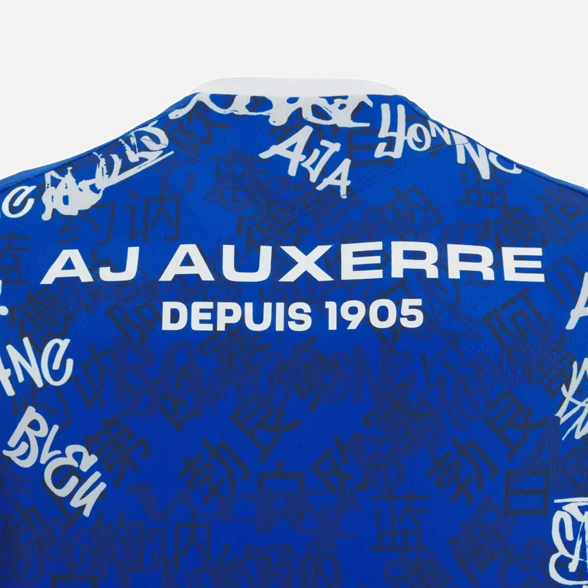 Auxerre 2025/26 Yetişkin Isınma Gömleği Auxerre 2025/26 Yetişkin Isınma Gömleği