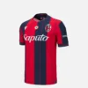 Bologna FC 1909 2025/26 Junior Ev Maçı Forması Bologna FC 1909 2025/26 Junior Ev Maçı Forması