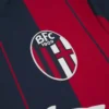 Bologna FC 1909 2025/26 Junior Ev Maçı Forması Bologna FC 1909 2025/26 Junior Ev Maçı Forması