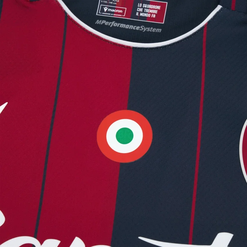 Bologna FC 1909 2025/26 Junior Ev Maçı Forması Bologna FC 1909 2025/26 Junior Ev Maçı Forması