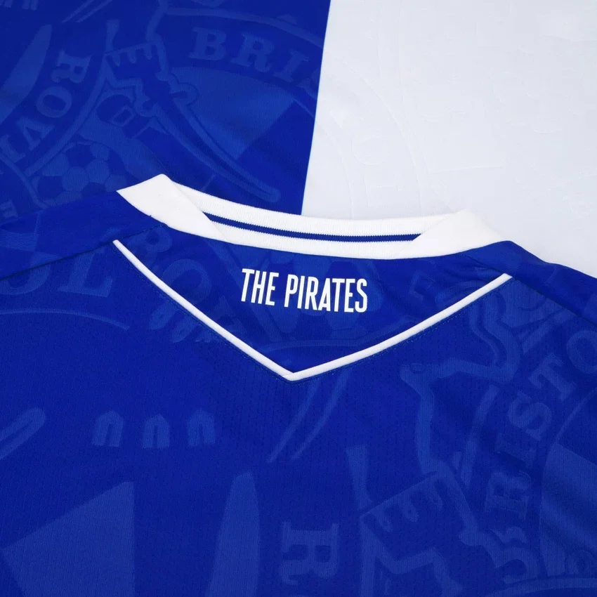 Bristol Rovers FC 2025/26 Yetişkinler İçin Ev Maçı Forması Bristol Rovers FC 2025/26 Yetişkinler İçin Ev Maçı Forması