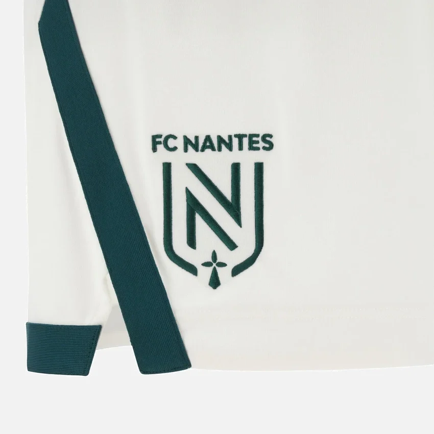 FC Nantes 2025/26 Yetişkin Deplasman Şortu FC Nantes 2025/26 Yetişkin Deplasman Şortu