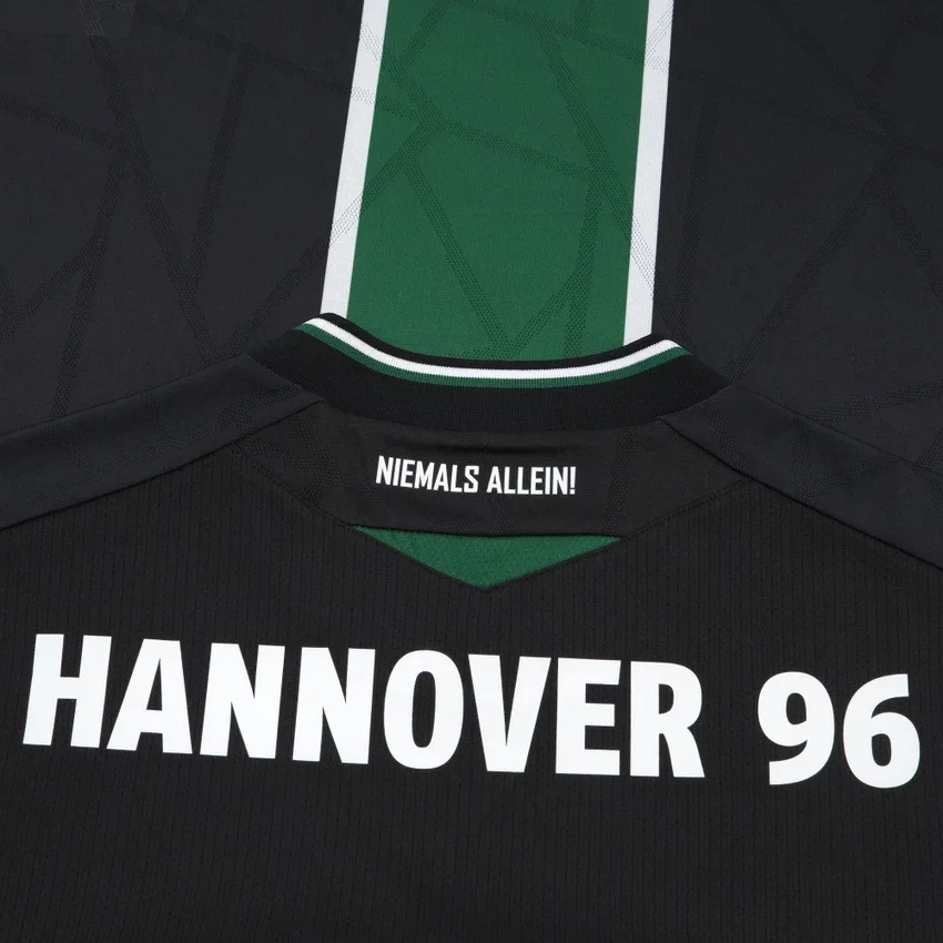 Hannover 96 2025/26 Yetişkinler Deplasman Forması Hannover 96 2025/26 Yetişkinler Deplasman Forması
