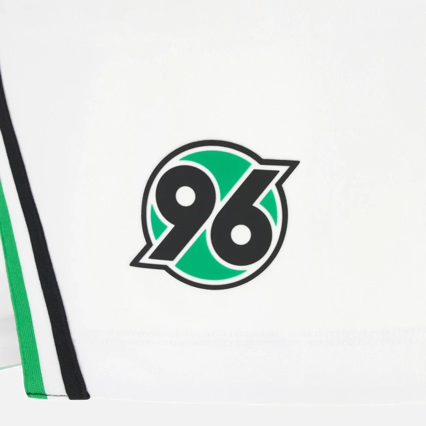 Hannover 96 2025/26 Yetişkinler İçin Üçüncü Maç Şortu Hannover 96 2025/26 Yetişkinler İçin Üçüncü Maç Şortu