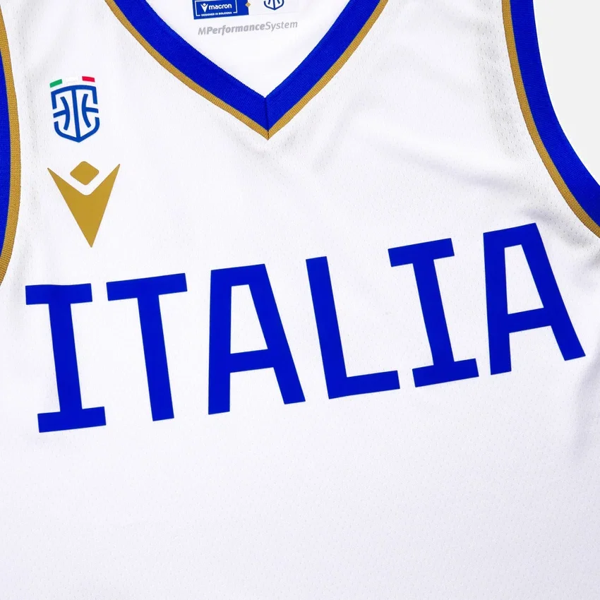 Italbasket 2025/26 yetişkinler için atletler Italbasket 2025/26 yetişkinler için atletler