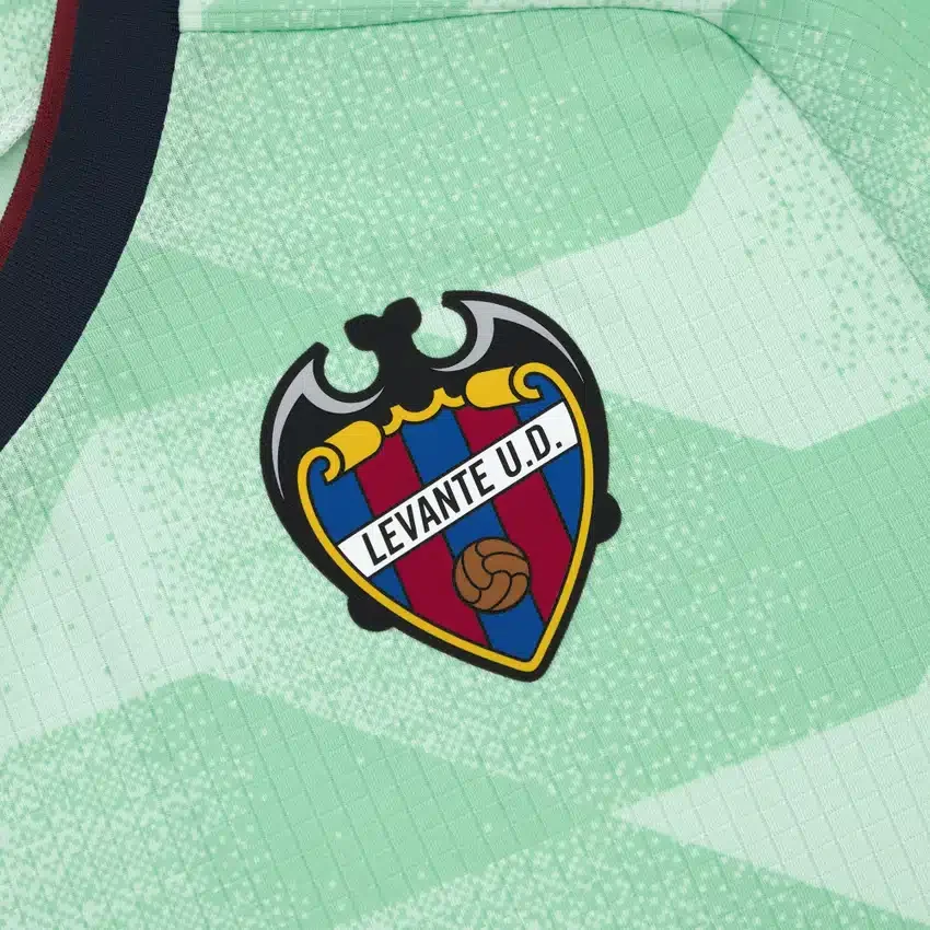 Levante UD 2025/26 Yetişkinler Üçüncü Maç Forması Levante UD 2025/26 Yetişkinler Üçüncü Maç Forması