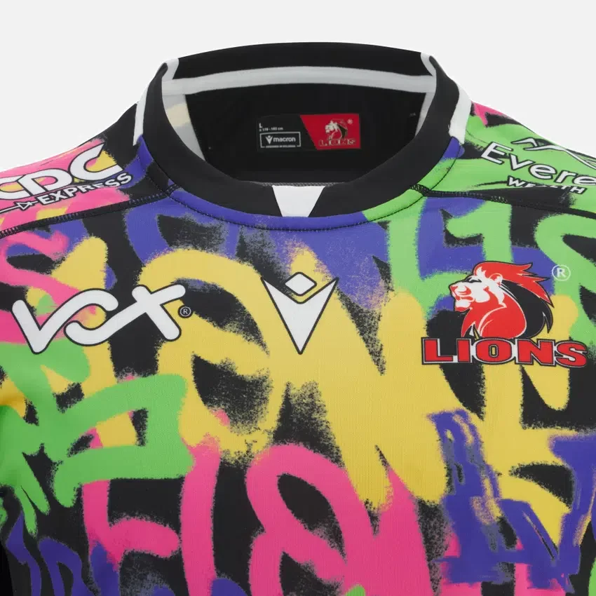 Lions Rugby 2025/26 Yetişkinler İçin Deplasman Poly Replica Gömleği Lions Rugby 2025/26 Yetişkinler İçin Deplasman Poly Replica Gömleği