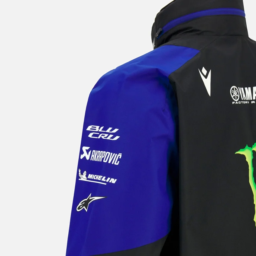 Monster Energy Yamaha MotoGP 2026 Erkek Takım Replika Duş Ceketi Monster Energy Yamaha MotoGP 2026 Erkek Takım Replika Duş Ceketi