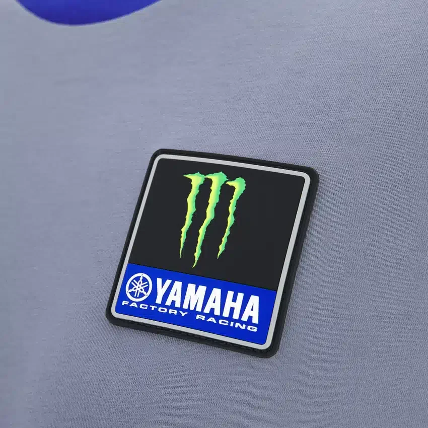 Monster Energy Yamaha MotoGP 2026 Seyahat Replika Gömlek – Küçük Bedenler Monster Energy Yamaha MotoGP 2026 Seyahat Replika Gömlek – Küçük Bedenler
