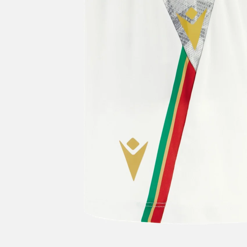 Ternana Calcio 2025/26 Yetişkinler İçin Üçüncü Maç Şortu Ternana Calcio 2025/26 Yetişkinler İçin Üçüncü Maç Şortu