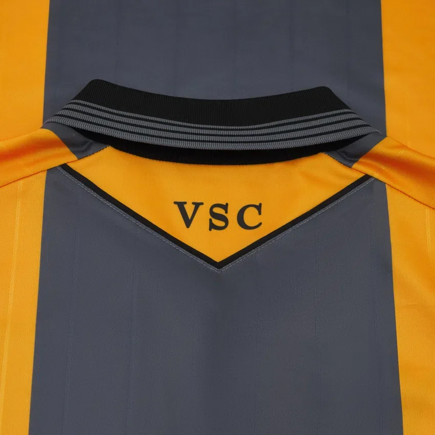 Vitoria SC 2025/26 Yetişkinler Üçüncü Maç Forması Vitoria SC 2025/26 Yetişkinler Üçüncü Maç Forması