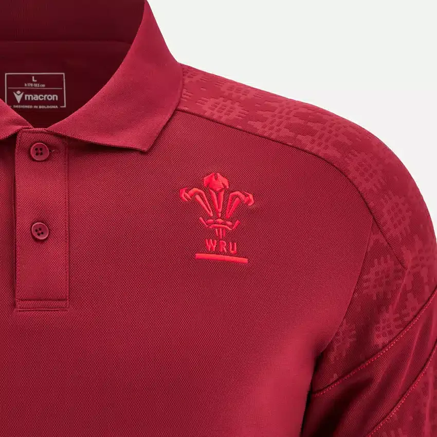 Welsh Rugby 2025/26 Koyu Kırmızı Seyahat Polo Yaka Tişörtleri Welsh Rugby 2025/26 Koyu Kırmızı Seyahat Polo Yaka Tişörtleri