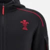 Welsh Rugby 2025/26 Siyah Athleisure Tech Kapüşonlu Sweatshirt Welsh Rugby 2025/26 Siyah Athleisure Tech Kapüşonlu Sweatshirt