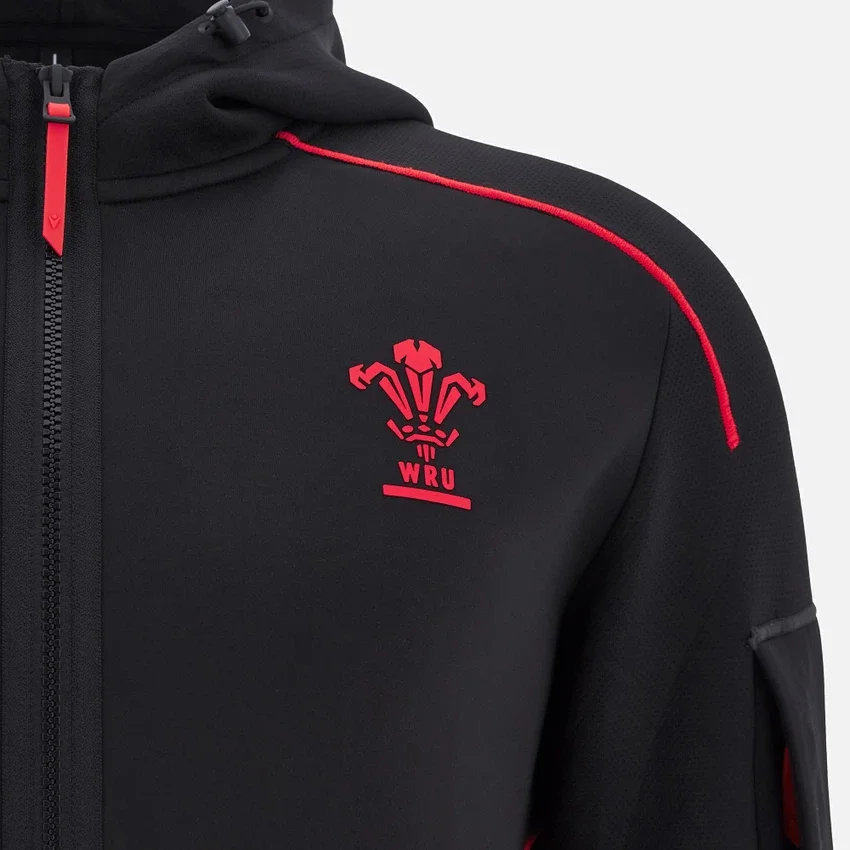 Welsh Rugby 2025/26 Siyah Athleisure Tech Kapüşonlu Sweatshirt Welsh Rugby 2025/26 Siyah Athleisure Tech Kapüşonlu Sweatshirt